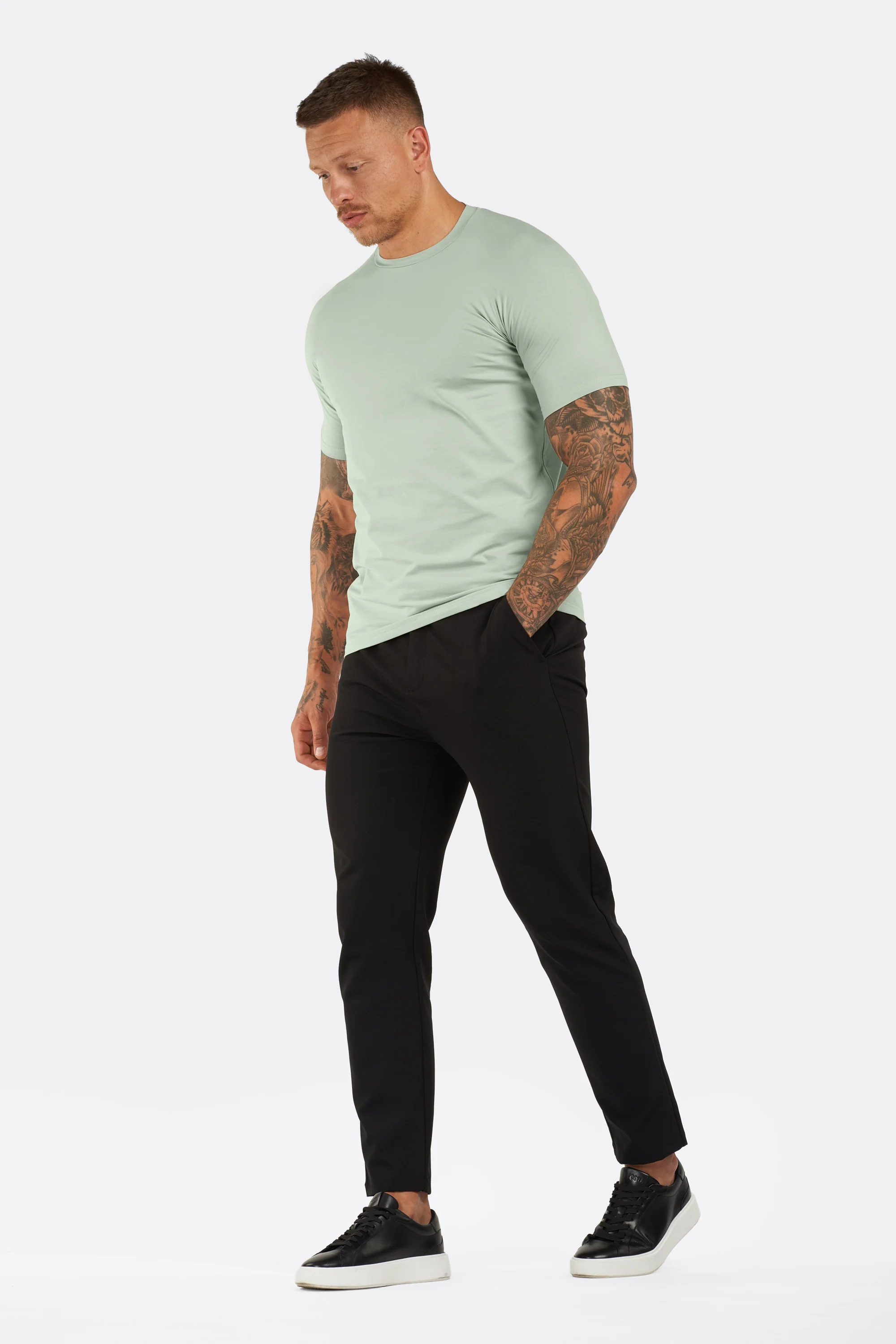 THE ESSENTIAL T-SHIRT - Image 21