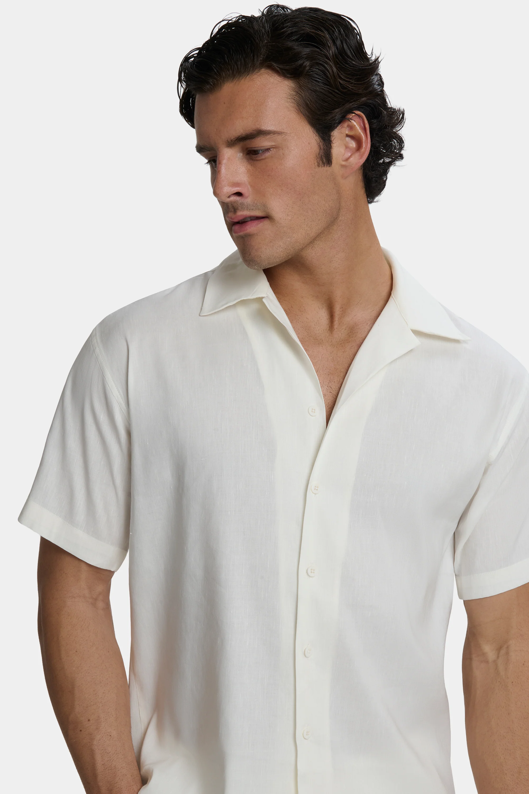 THE LINEN SHORT SLEEVE SHIRT - Image 13